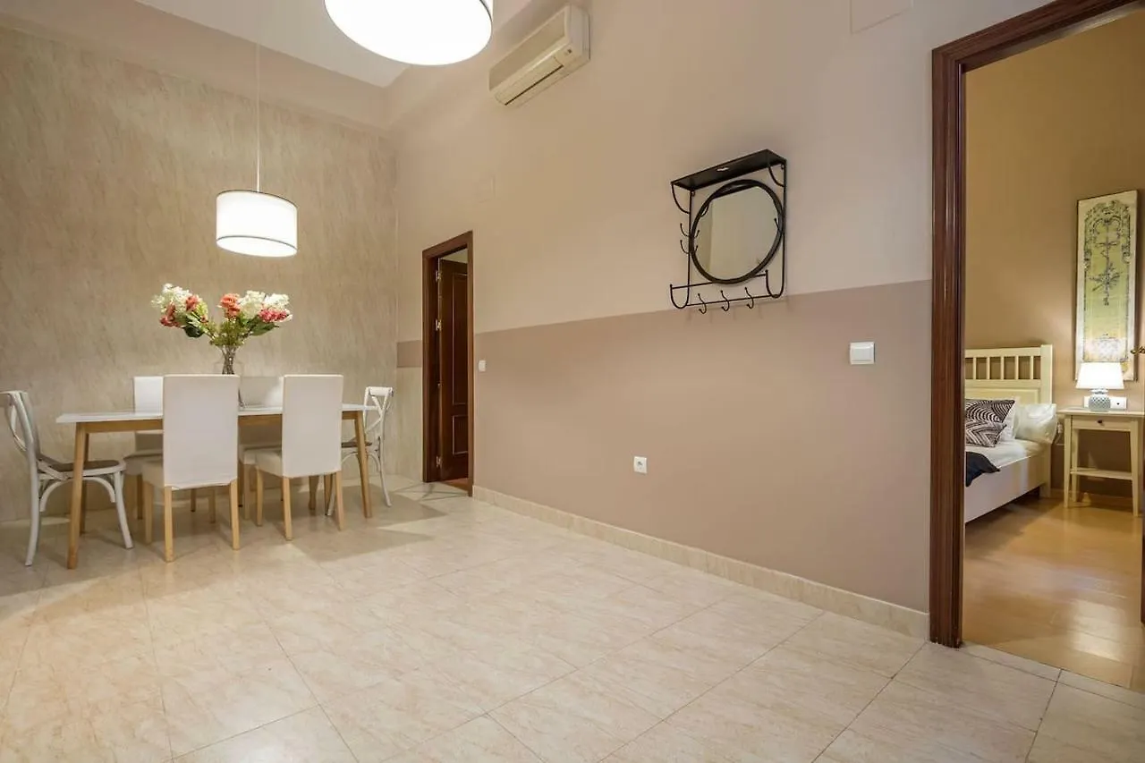 Abades Cathedral Oasis Apartment Seville